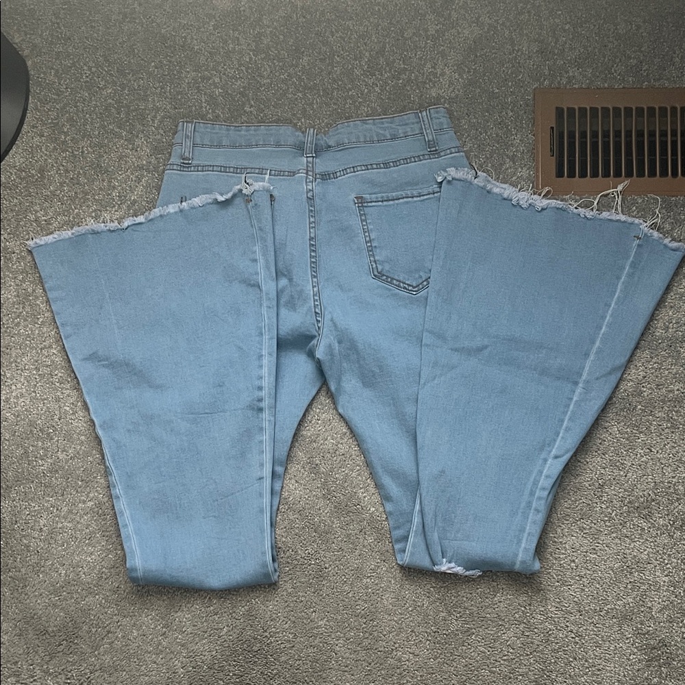 Bell Bottom Ripped Jeans - Picture 6 of 8